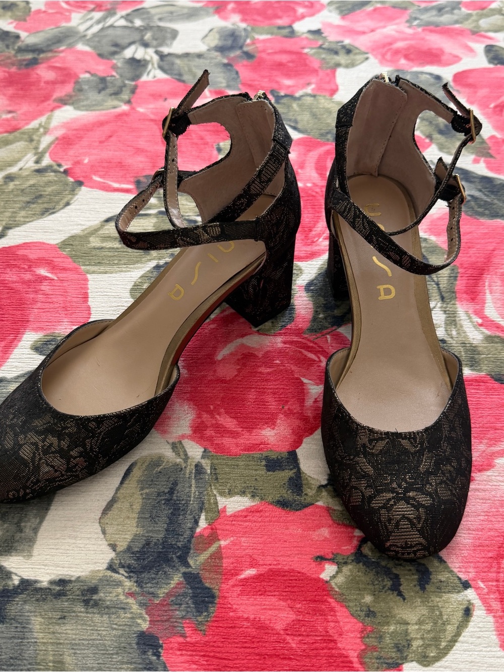 Women's Black Gold Brocade Ankle-Strap Block Heel Pumps